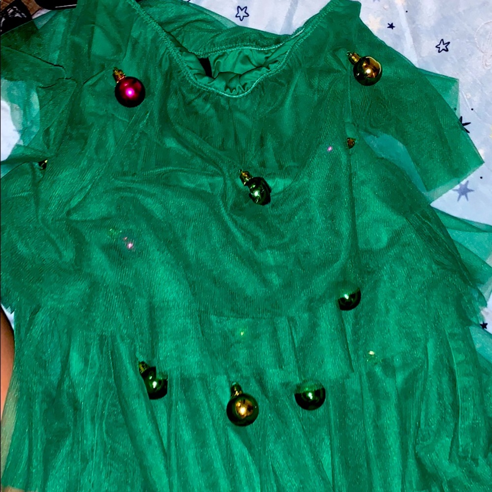 Christmas tree funny dress!😭
